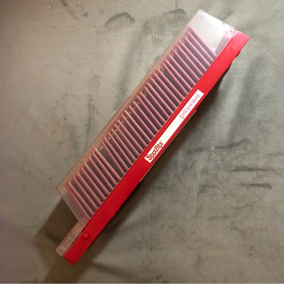 Sizzix Sizzlits 35-die GIRLS ARE WEIRD alphabet dies w/case - Picture 6 of 9